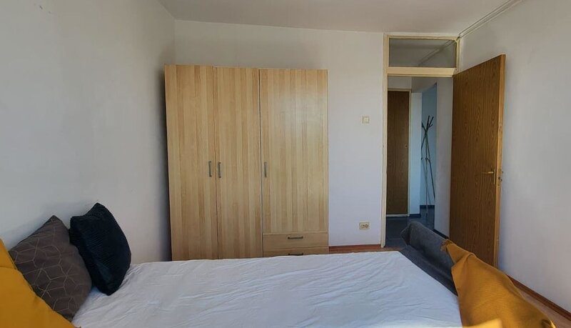 Crangasi, 7 minute Metrou, Constructorilor, comision 0%, apartament 2 camere.
